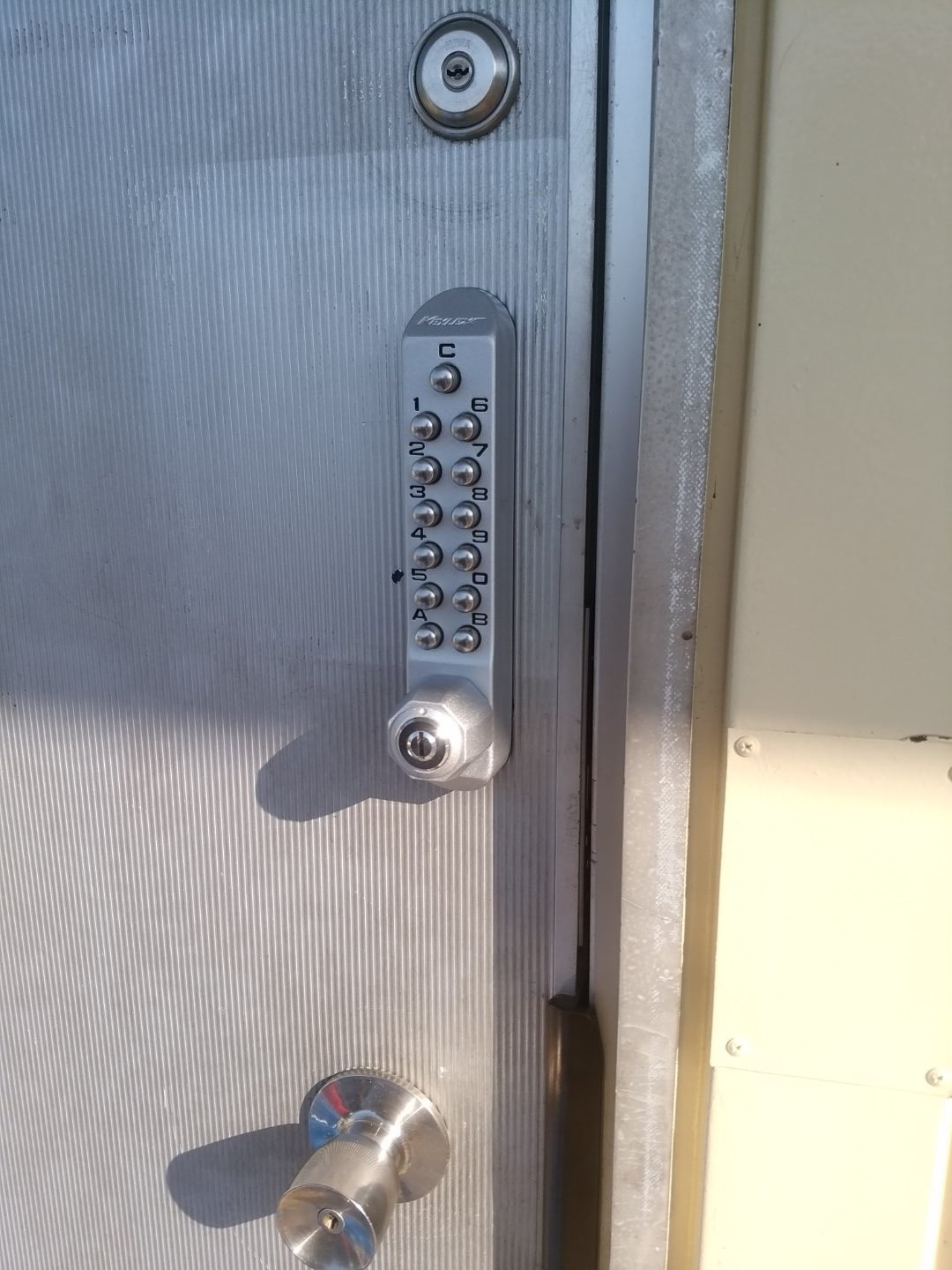 テンキー（キーレス錠） | 鍵・電気錠・オートロック・窓ドアの事なら 